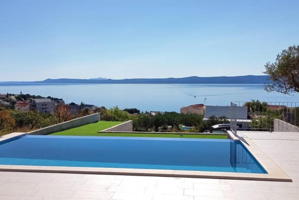 Villa Katarina - Infinity Pool With Amazing View Bol Buitenkant foto